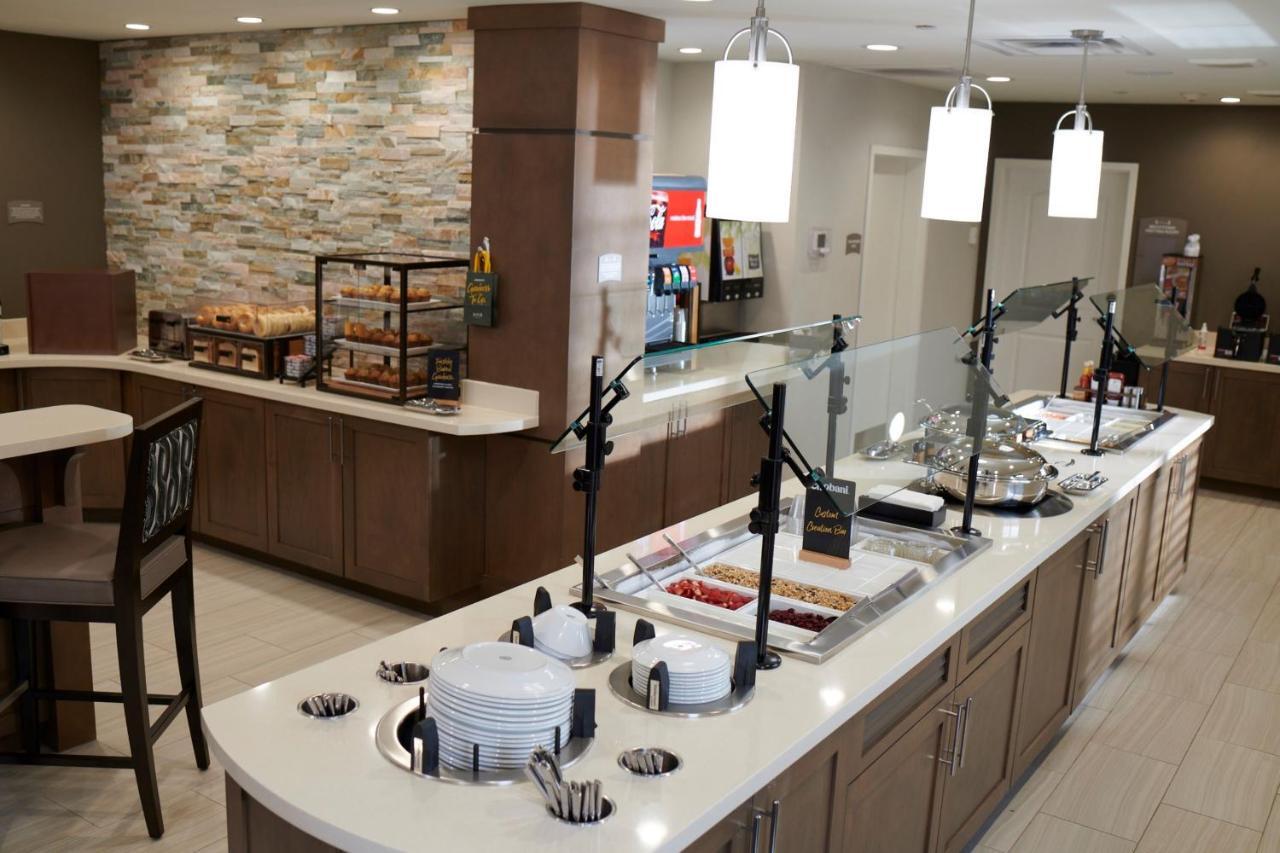 Staybridge Suites - Denton By Ihg Esterno foto