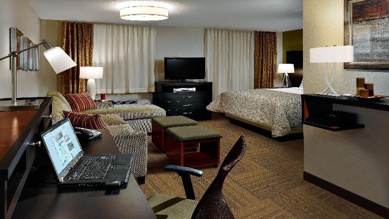 Staybridge Suites - Denton By Ihg Esterno foto